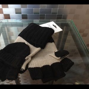 Calvin Klein Convertible Gloves/Mittens